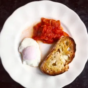 Poached Egg with Tomatoes